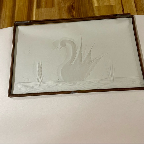 Vintage Etched Glass & Brass Frame Footed Jewelry Vanity Box Mirror 1970’s Swan - Picture 2 of 11